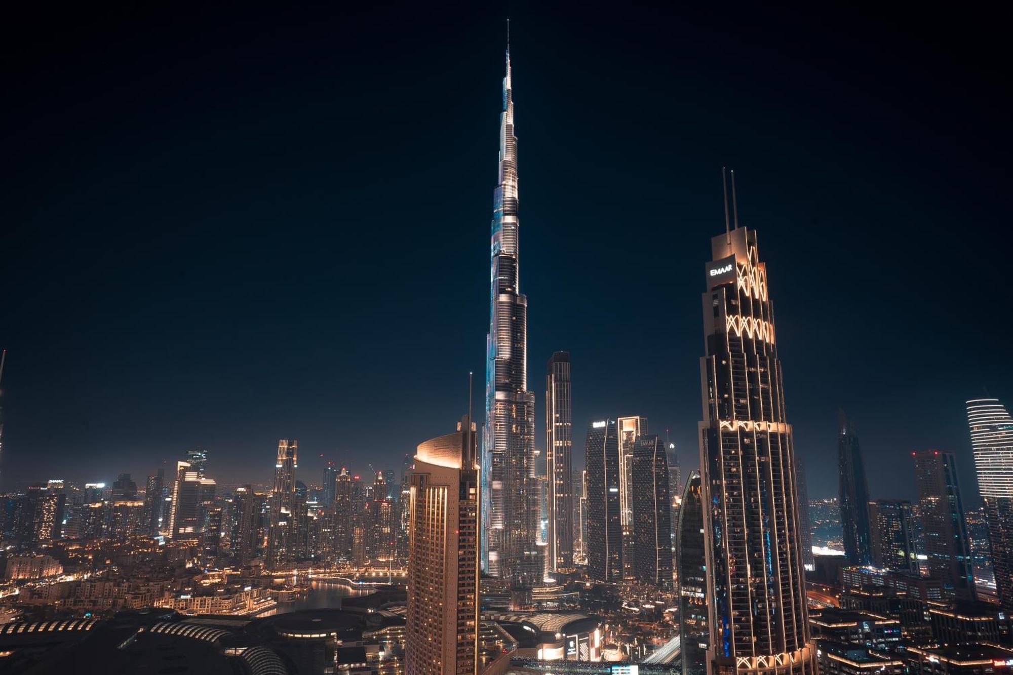 Peaceful Dunes 1 - Burj Khalifa & Mall